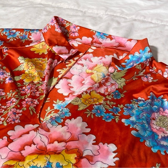 VINTAGE VANITY FAIR RED PRINT NIGHTGOWN - Picture 4 of 6